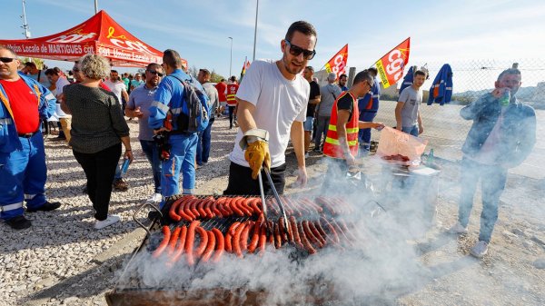 The spicy hotdog sausage fueling French protests